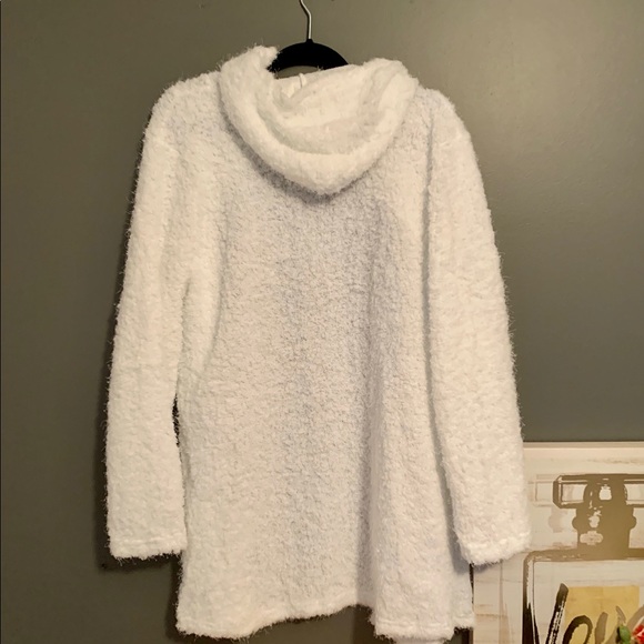 White faux fur cardigan - Picture 2 of 4